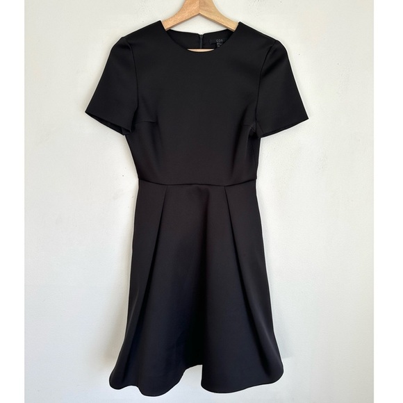 COS • Drew Short Sleeve Dress in Black - Picture 2 of 6